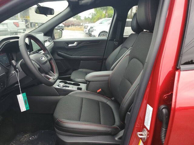 2025 Ford Escape Hybrid ST-Line