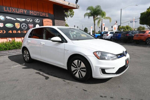 2016 Volkswagen e-Golf SE