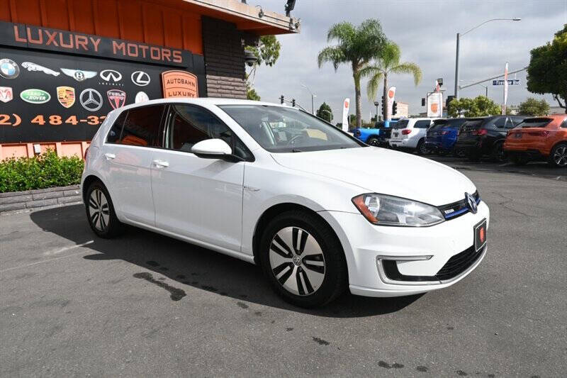 2016 Volkswagen e-Golf SE