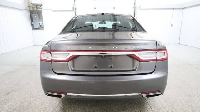 2017 Lincoln Continental Select