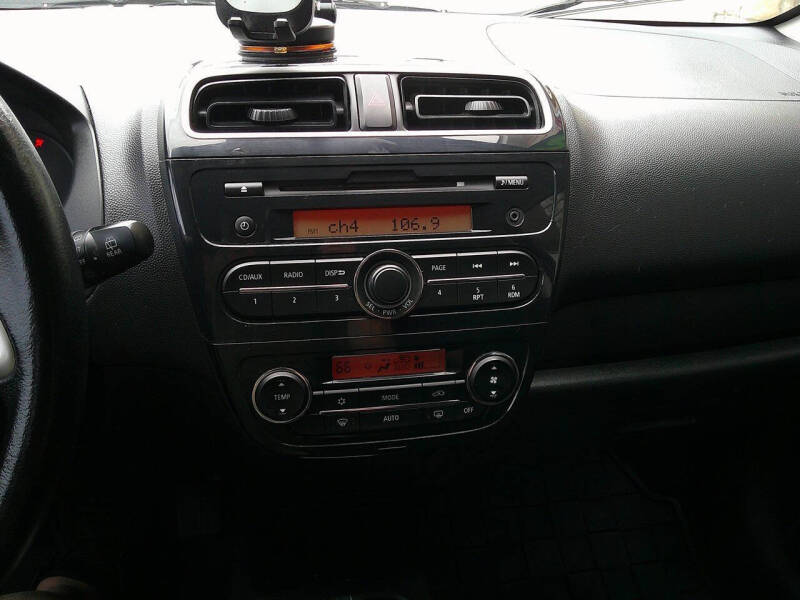2015 Mitsubishi Mirage ES