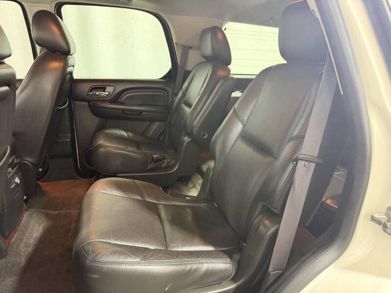 2014 Cadillac Escalade Luxury