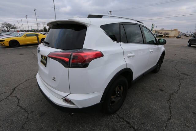 2016 Toyota RAV4 LE