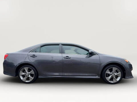 2014 Toyota Camry SE Sport