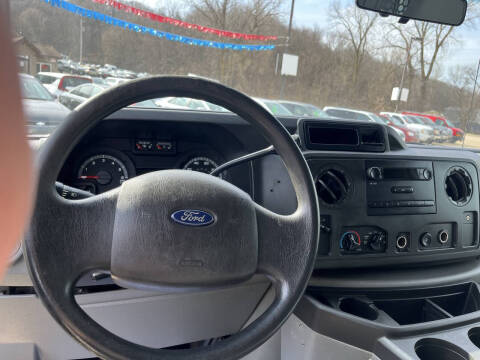 2013 Ford E-Series E-250