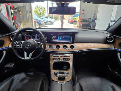 2019 Mercedes-Benz E-Class E 300