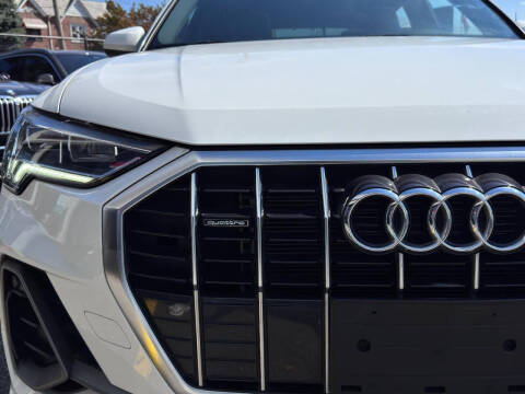 2023 Audi Q3 quattro S line Premium 45 TFSI