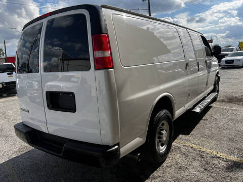 2021 Chevrolet Express 2500