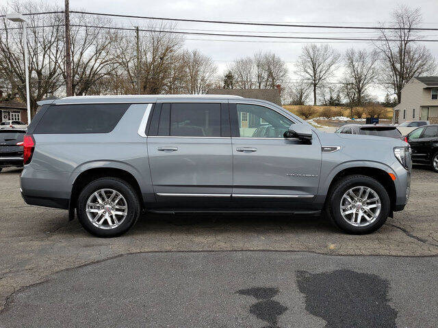 2022 GMC Yukon XL SLT