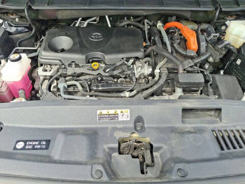 2022 Toyota Highlander Hybrid Platinum