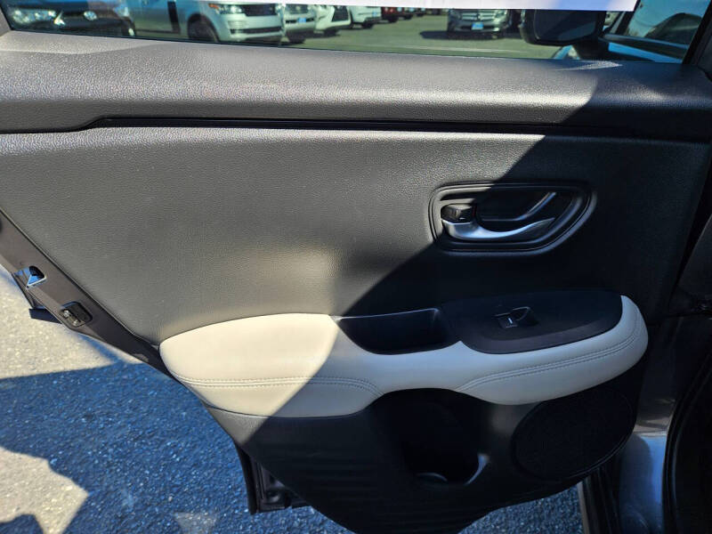 2023 Honda HR-V LX