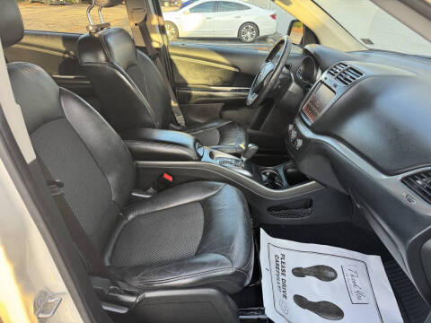 2018 Dodge Journey Crossroad