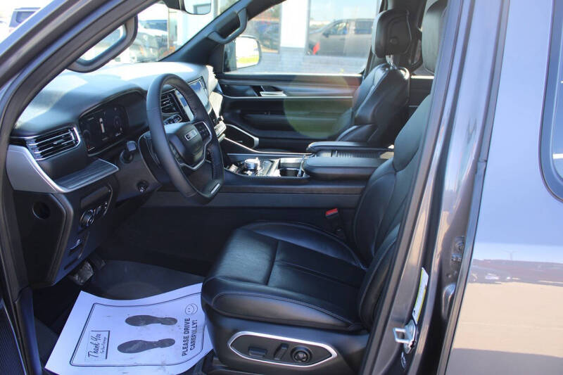 2023 Jeep Wagoneer Series III