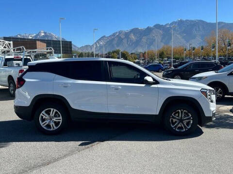 2023 GMC Terrain SLE