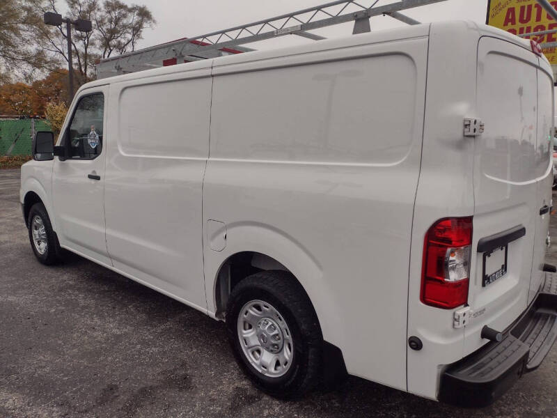 2019 Nissan NV Cargo SV photo 7