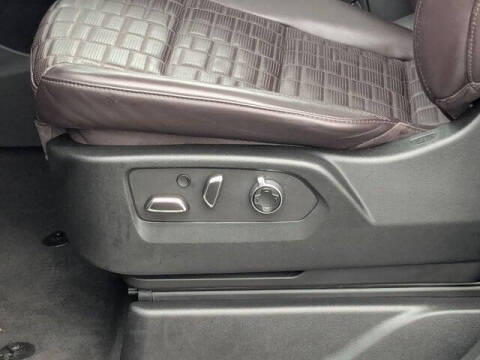 2022 Cadillac Escalade ESV Premium Luxury Platinum