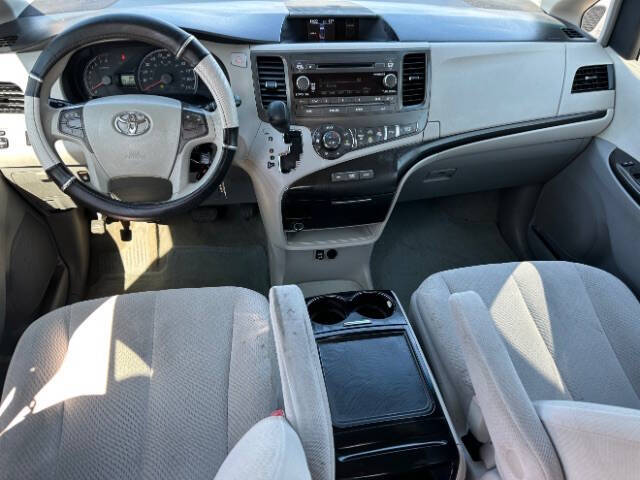 2013 Toyota Sienna
