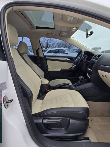 2012 Volkswagen Jetta SEL Premium