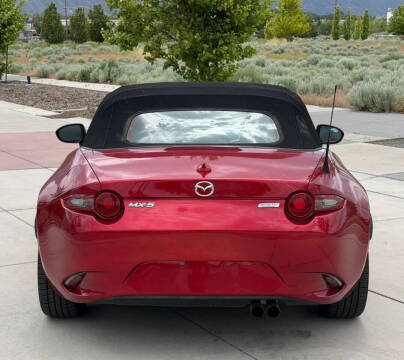 2016 Mazda MX-5 Miata Grand Touring