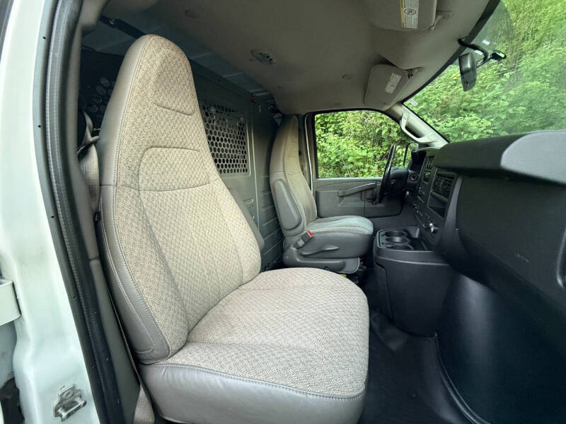 2020 Chevrolet Express 2500