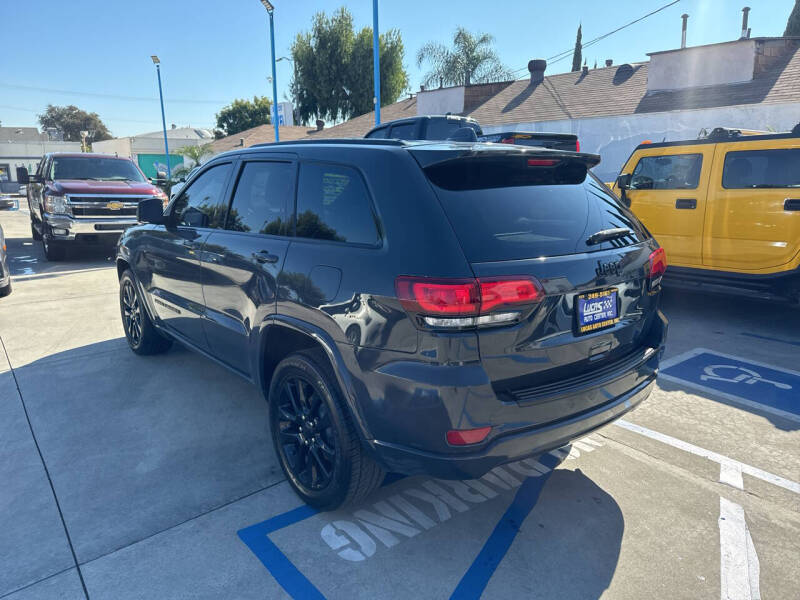 2018 Jeep Grand Cherokee Altitude photo 7