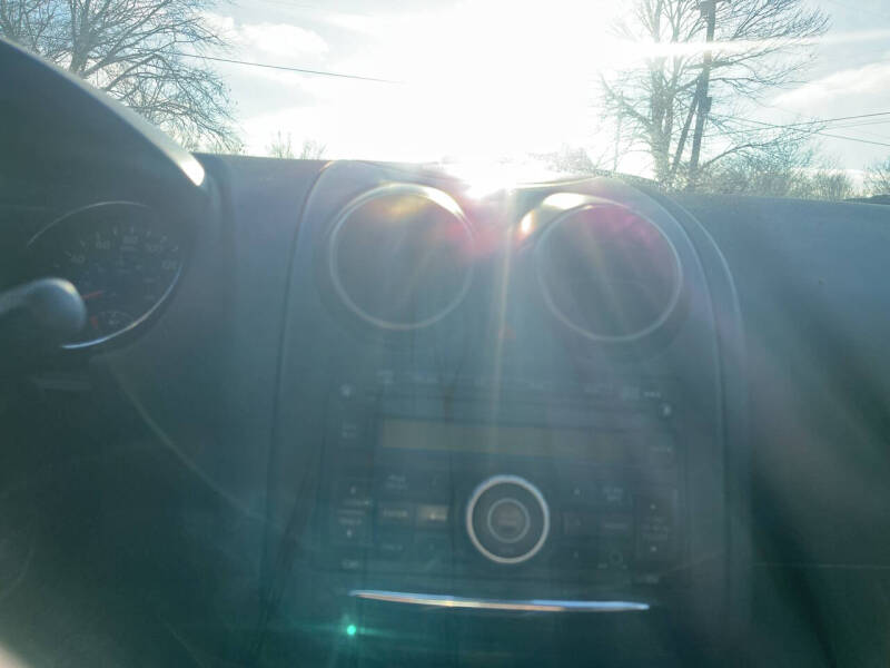 2011 Nissan Rogue S Krom