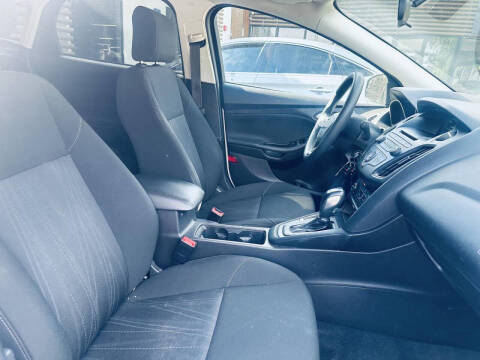 2015 Ford Focus SE