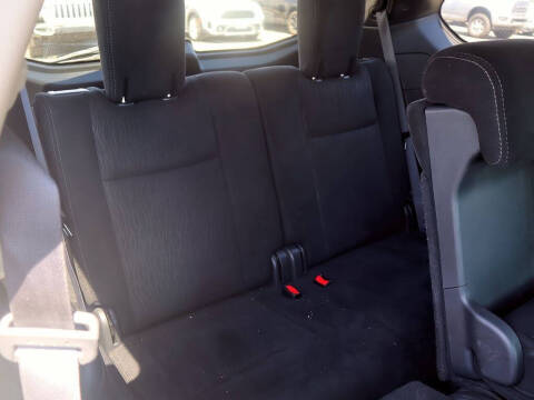 2016 Nissan Pathfinder S