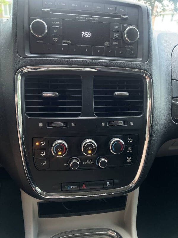 2016 Dodge Grand Caravan SXT