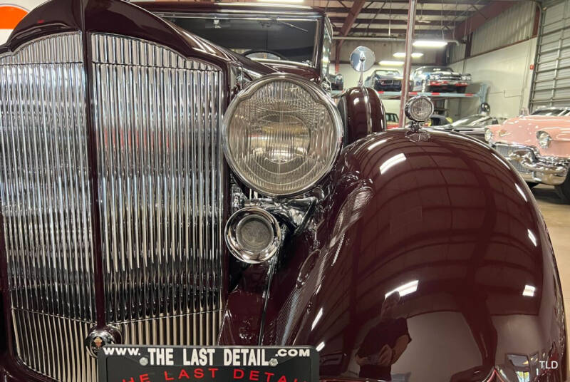 1934 Packard Super Eight