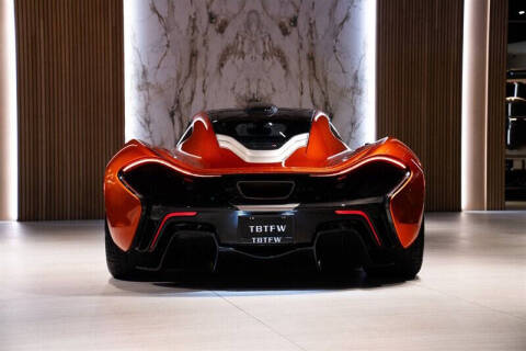 2014 McLaren P1