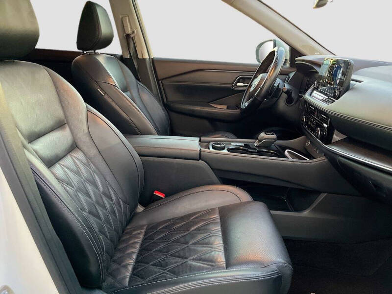 2022 Nissan Rogue Platinum