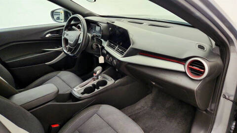 2025 Chevrolet Trax RS