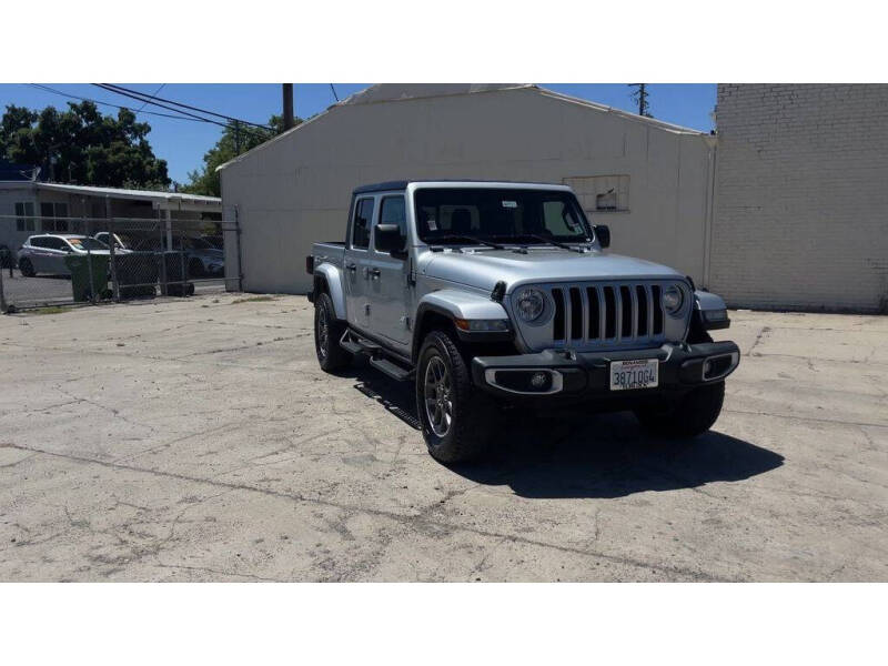 2022 Jeep Gladiator Overland