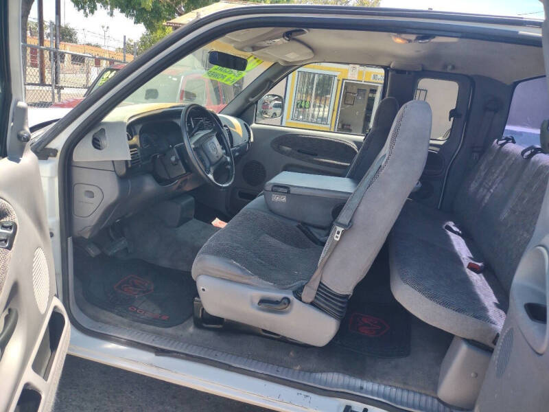 2001 Dodge Ram 1500 SLT