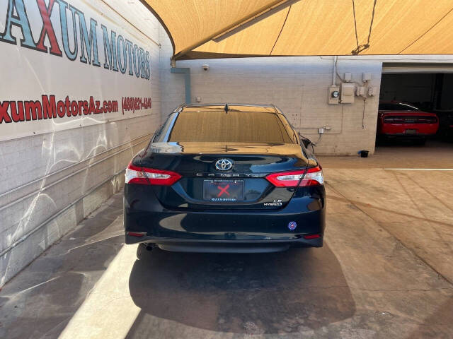 Image 4 of 2020 Toyota Camry Hybrid