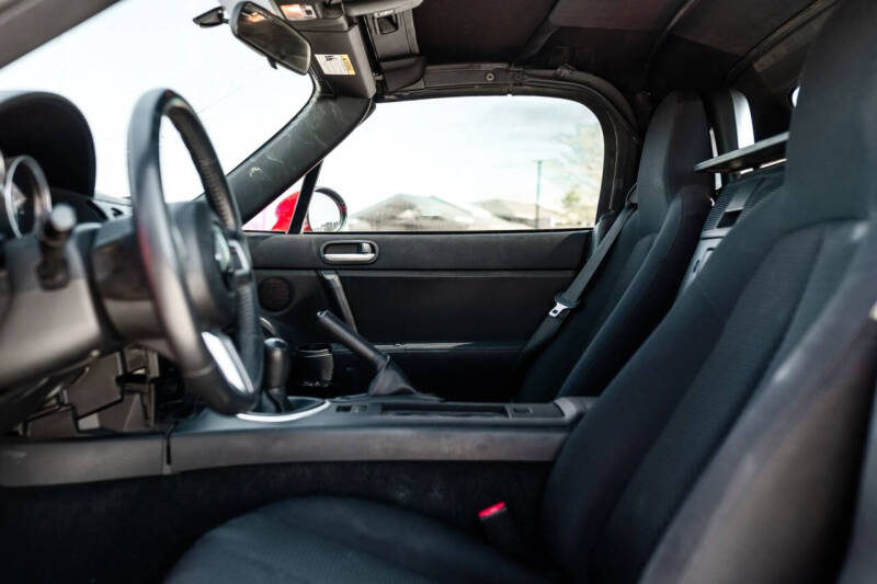 2006 Mazda MX-5 Miata
