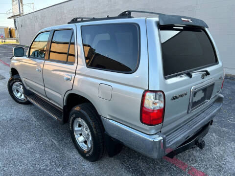 2002 Toyota 4Runner SR5