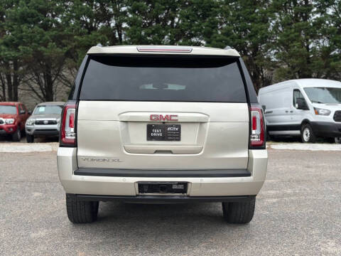 2017 GMC Yukon XL SLE