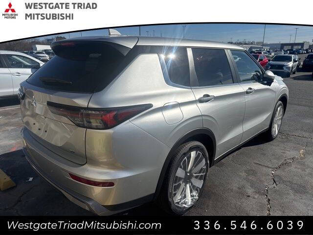 2026 Mitsubishi Outlander SE