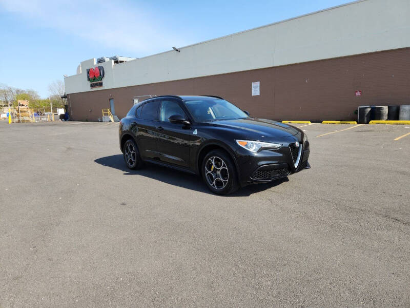 2019 Alfa Romeo Stelvio Sport