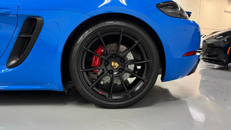 2022 Porsche 718 Cayman GTS 4.0