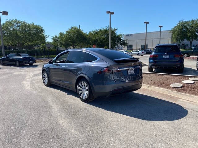 2020 Tesla Model X 3