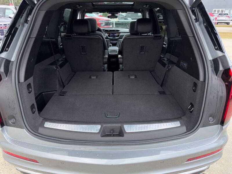 2025 Cadillac XT6 Premium Luxury