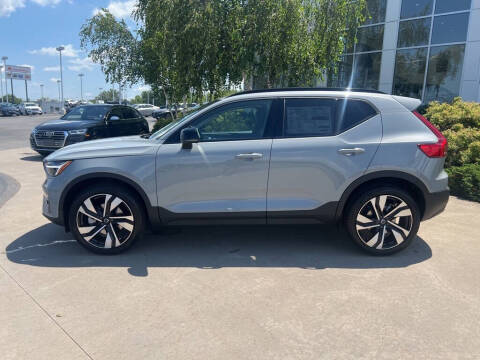 2026 Volvo XC40 B5 Ultra
