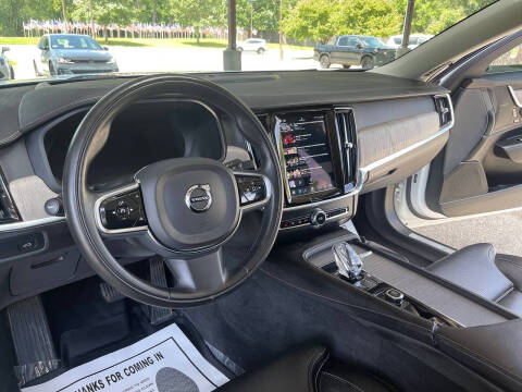 2022 Volvo S90 B6 Inscription