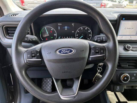 2022 Ford Maverick XL