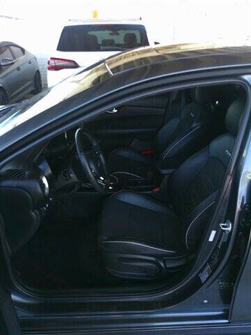 2022 Kia Forte GT Line