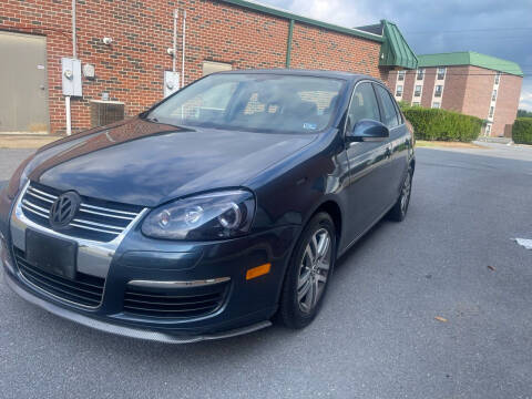 2005 Volkswagen Jetta for sale at PREMIER AUTO SALES in Martinsburg WV