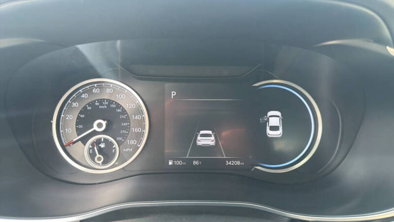 2025 Genesis G70